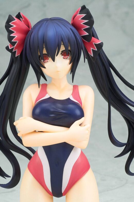 Descubre el apasionante mundo de Hyperdimension Neptunia Figura Neptunia Noire Swimsuit Version.