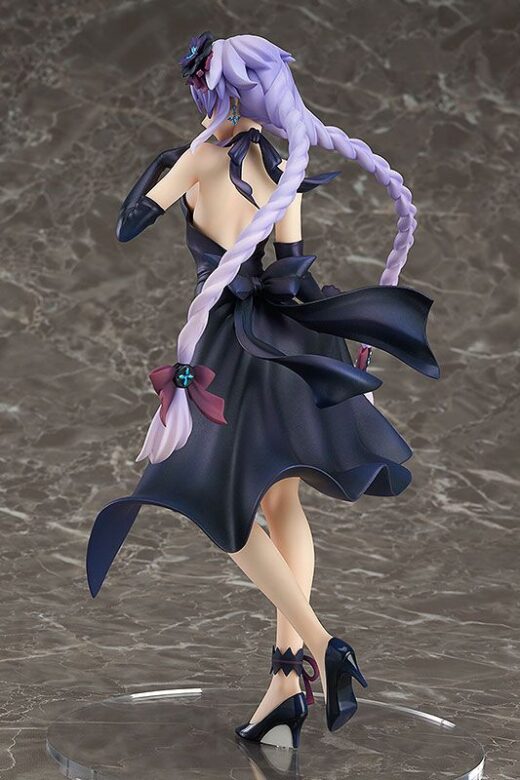 Descubre el apasionante mundo de Hyperdimension Neptunia Figura Purple Heart Dress Version.
