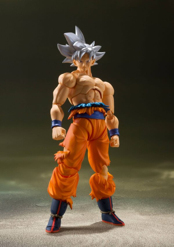 Figura SH Figuarts Goku Ultra Instinct