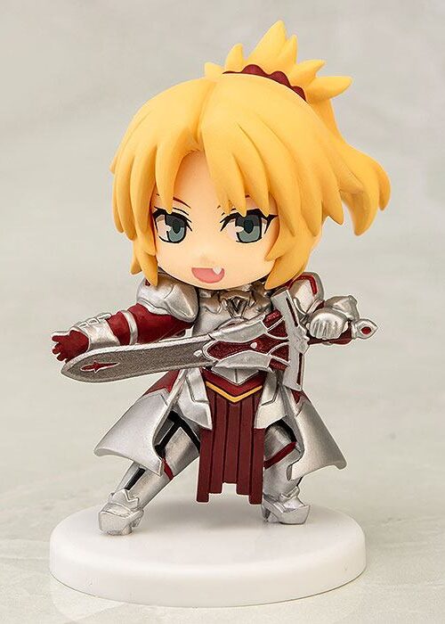 Descubre el apasionante mundo de Figura Fate Apocrypha Saber of Red 7cm.