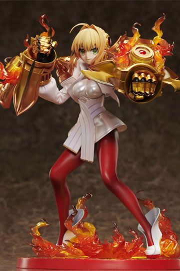 Figura Fate EXTELLA Saber Regalia Nero 01