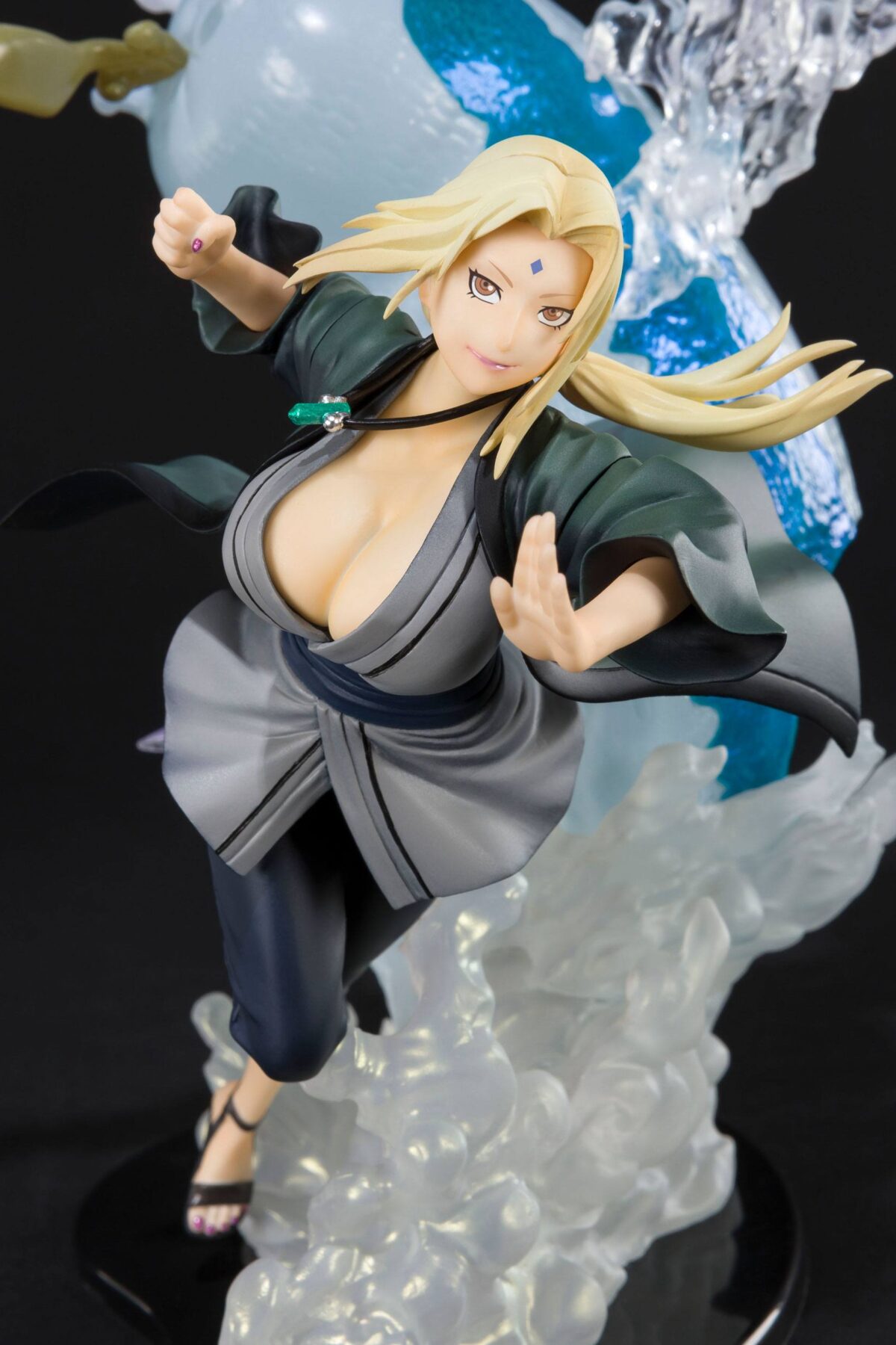 Descubre el apasionante mundo de Figura Naruto Shippuden Tsunade.