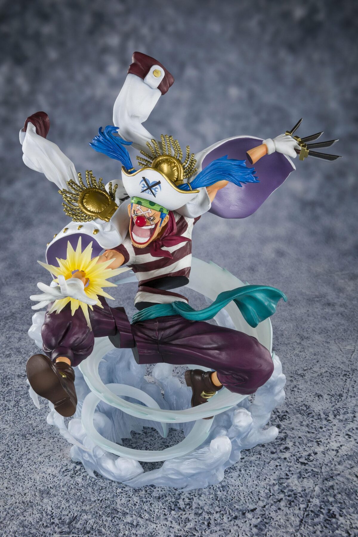 Descubre el apasionante mundo de Figura One Piece Buggy Paramount War.