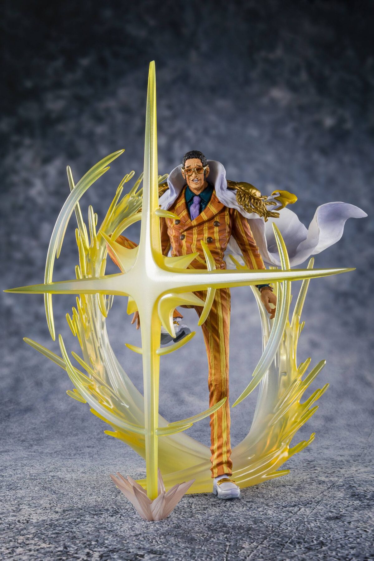 Descubre el apasionante mundo de Figura One Piece Kizaru.