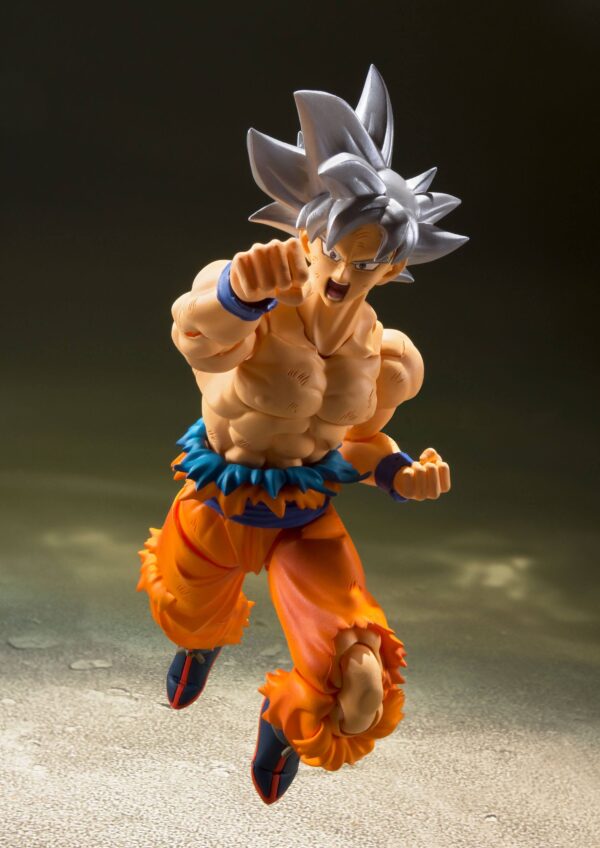 Figura SH Figuarts Goku Ultra Instinct