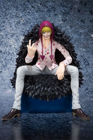 Descubre el apasionante mundo de One Piece Figura FiguartsZERO Corazon Exclusive 14 cm.