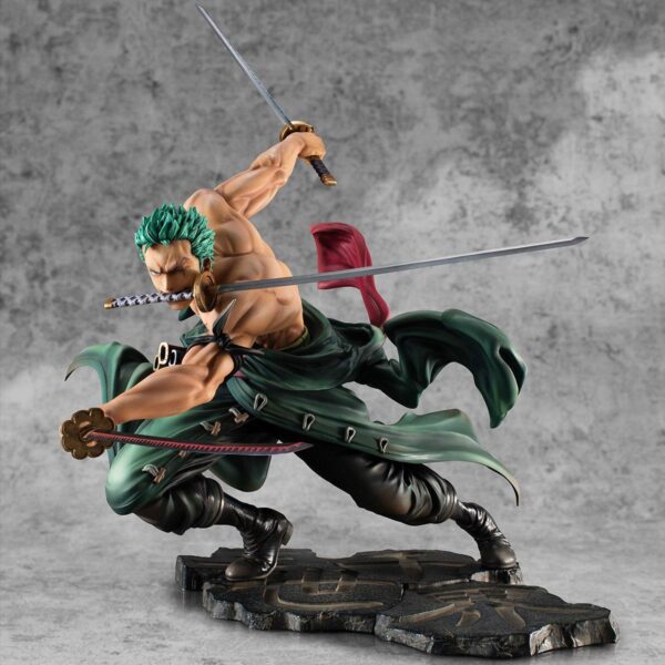 Descubre el apasionante mundo de One Piece Figura Portrait Of Pirates SA-MAXIMUM Roronoa Zoro 21 cm.