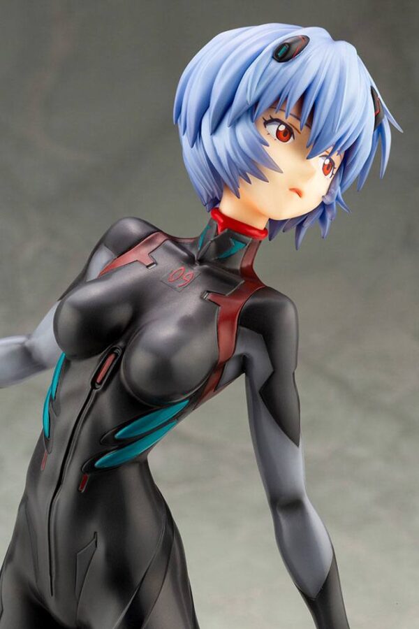 Descubre el apasionante mundo de Estatua You Can Not Redo Ayanami.