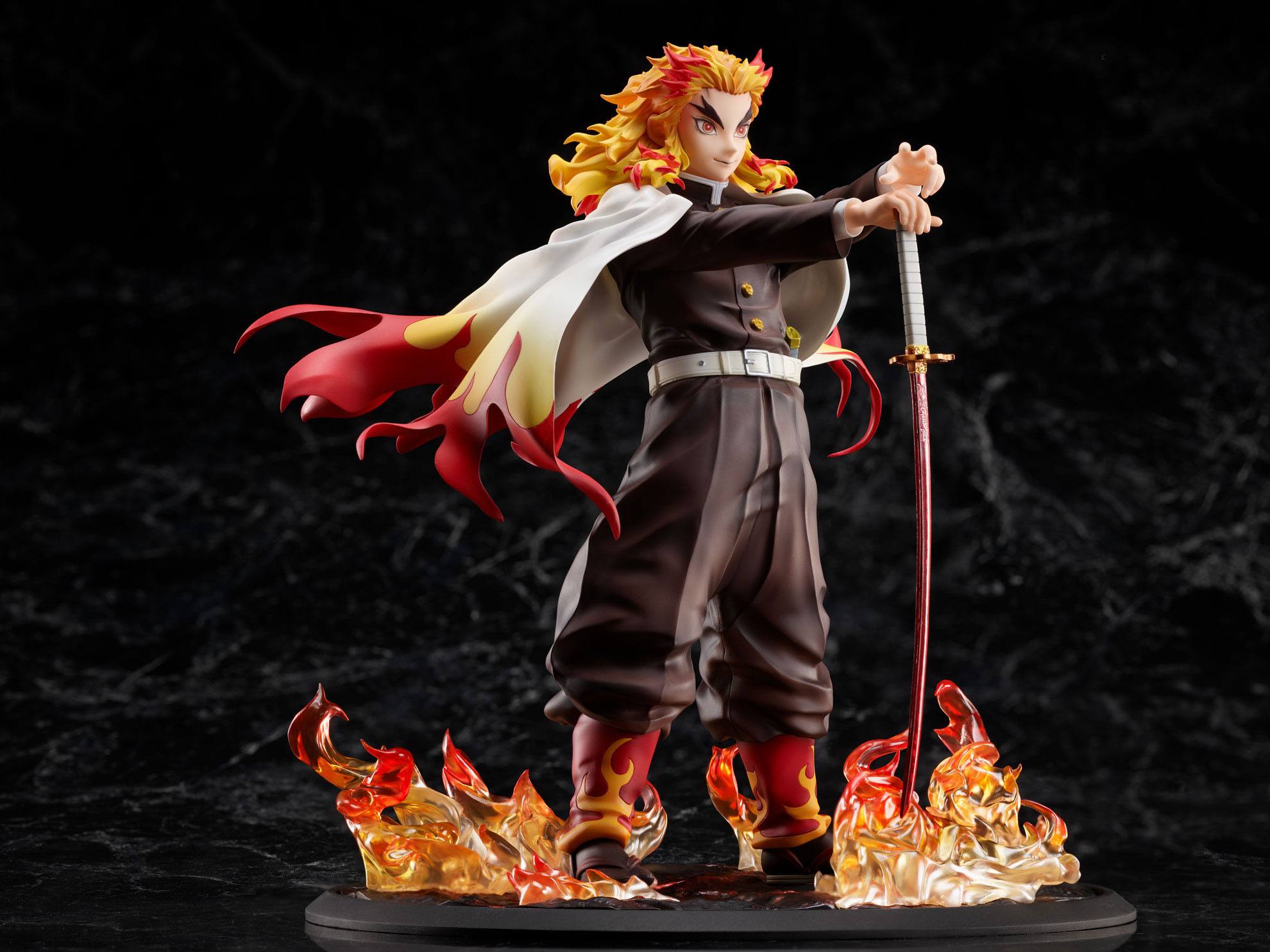 Estatua Mugen Train Kyojuro Rengoku