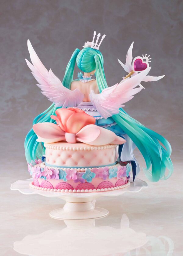 Descubre el apasionante mundo de Figura Miku Hatsune Birthday 2020.