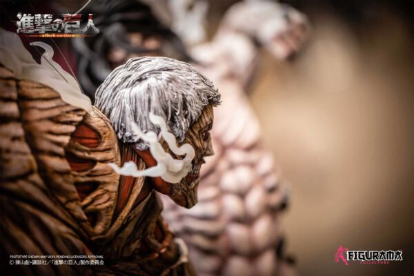 Estatua Elite Exclusive Eren vs Armored Titan