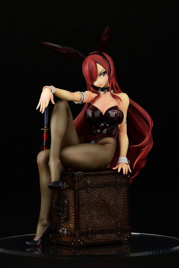 Estatua Erza Scarlet Bunny Girl 20cm