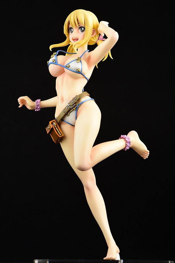 Estatua Lucy Heartfilia Swimwear Gravure Style