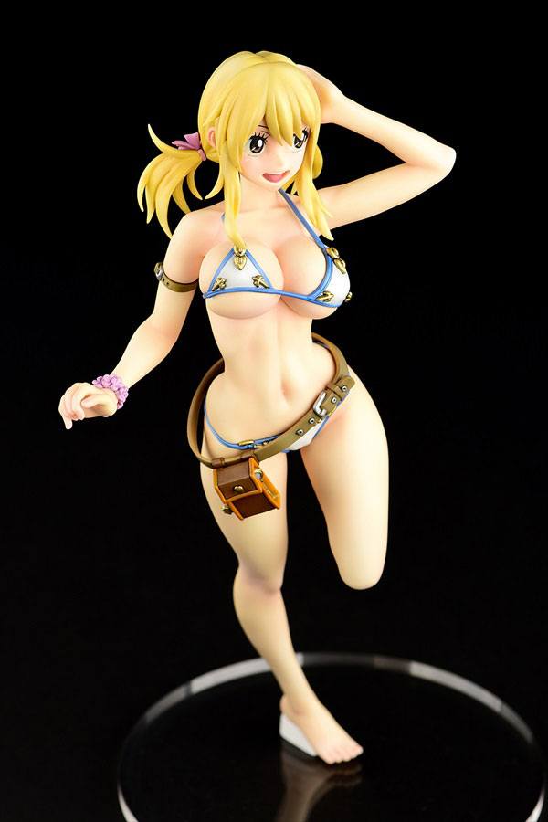 Estatua Lucy Heartfilia Swimwear Gravure Style