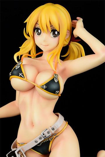 Estatua Lucy Heartfilia Swimwear Style Noir