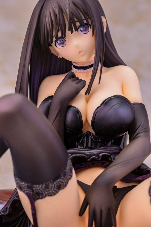 Descubre el apasionante mundo de Figura Hentai Fault Saeki Ai Black Wedding 12 cm.