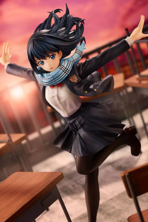 Descubre el apasionante mundo de Figura Rikka Takarada School Uniform.