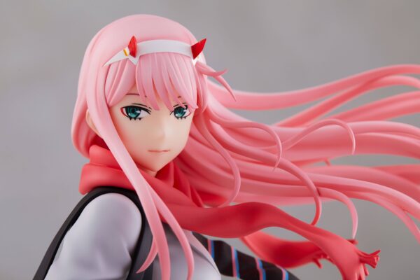 Estatua Darling in the Franxx Zero Two School Uniform