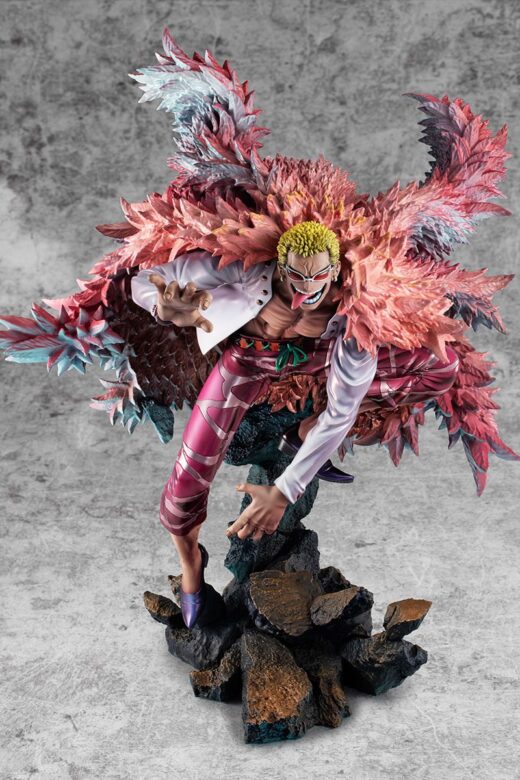 Descubre el apasionante mundo de Estatua Heavenly Demon Donquixote Doflamingo.