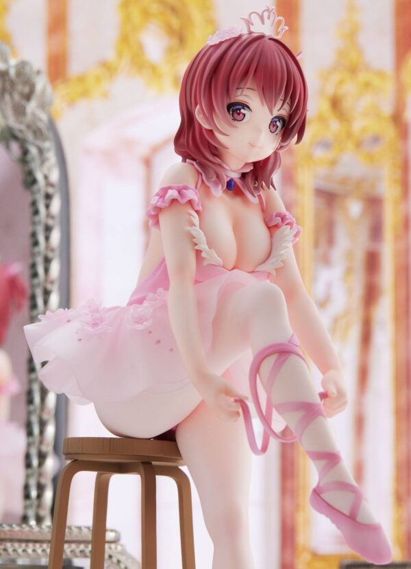 Descubre el apasionante mundo de Estatua Flamingo Ballet Red Hair Girl.