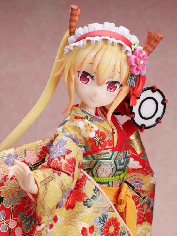 Descubre el apasionante mundo de Estatua Kobayashis Dragon Tohru Japanese Doll.