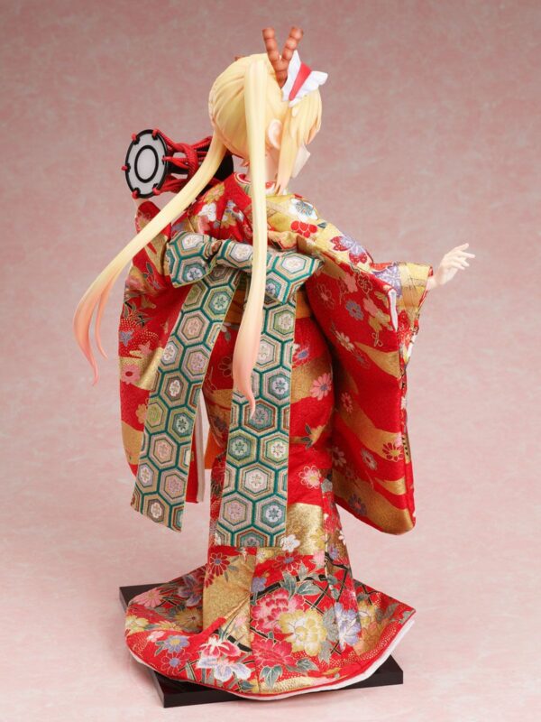 Descubre el apasionante mundo de Estatua Kobayashis Dragon Tohru Japanese Doll.