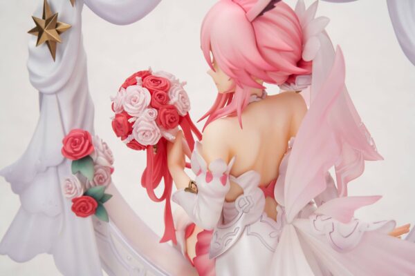 Descubre el apasionante mundo de Estatua Yae Sakura Dream Raiment.