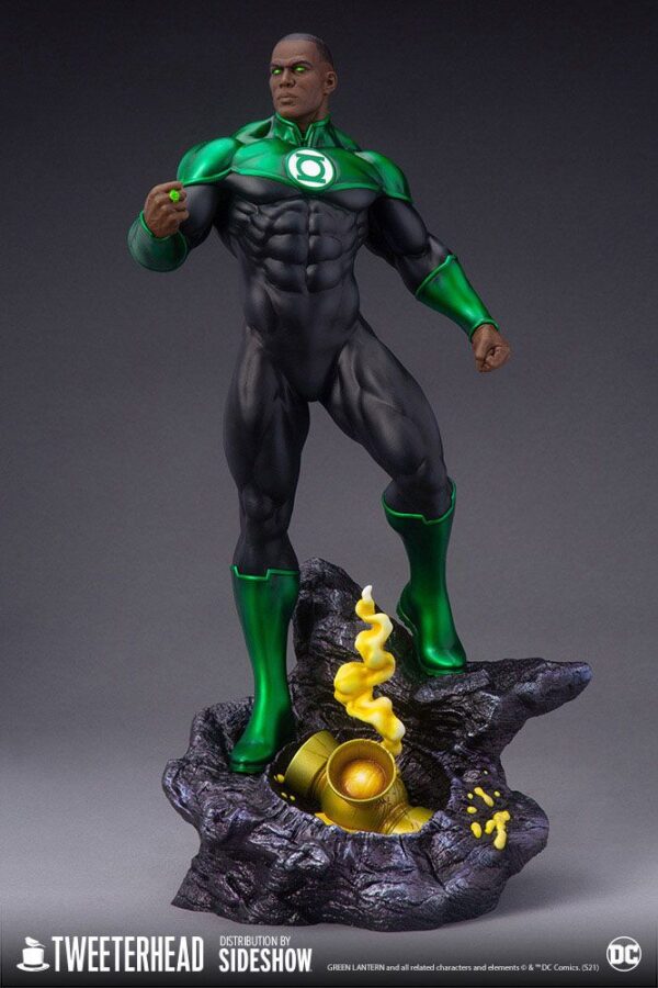 Estatua John Stewart Green Lantern