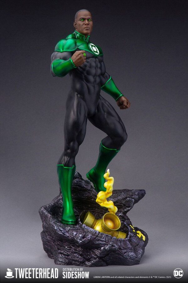 Estatua John Stewart Green Lantern