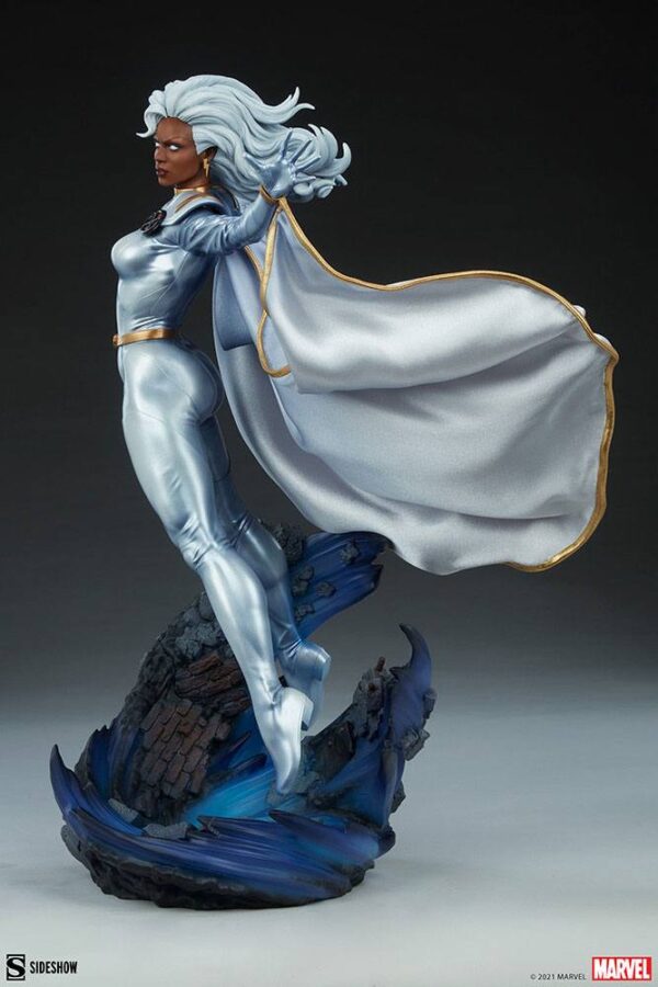 Descubre el apasionante mundo de Estatua Premium Format Storm.