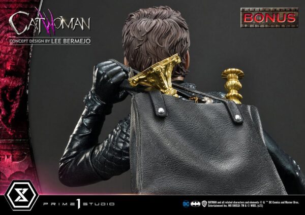 Descubre el apasionante mundo de Estatua Catwoman Deluxe Bonus Version.