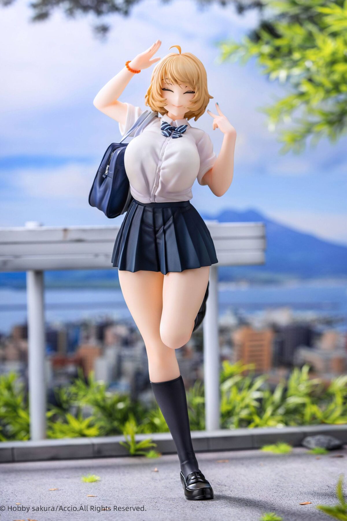 Descubre el apasionante mundo de Estatua Chiyoko Atsumi Blue Panty.