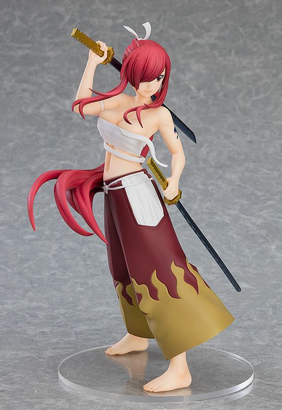 Estatua Erza Scarlet Demon Blade Benizakura