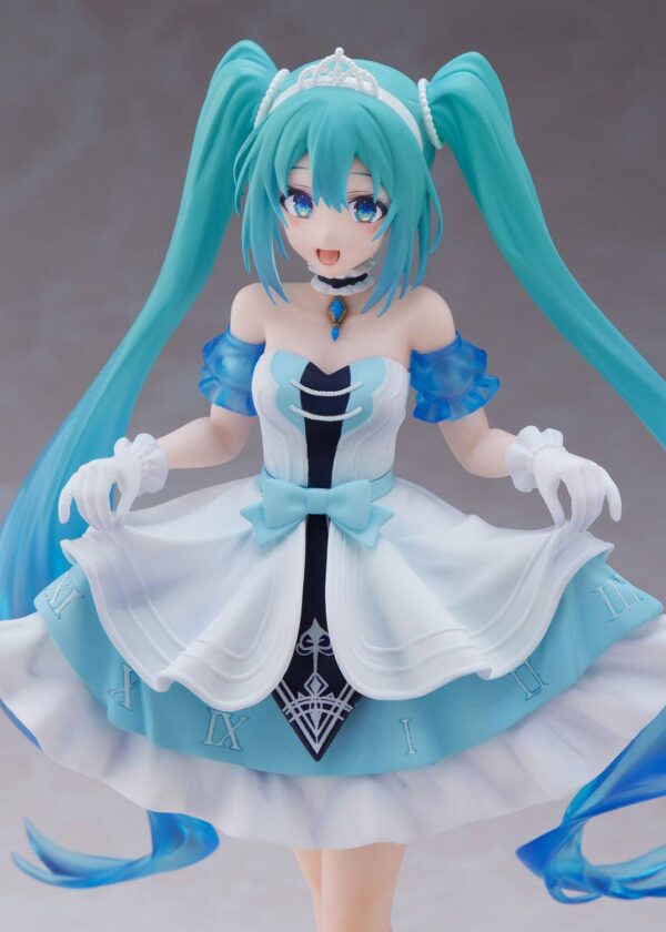 Estatua Hatsune Miku Cinderella