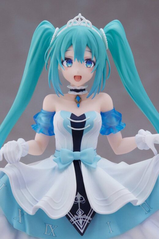 Estatua Hatsune Miku Cinderella