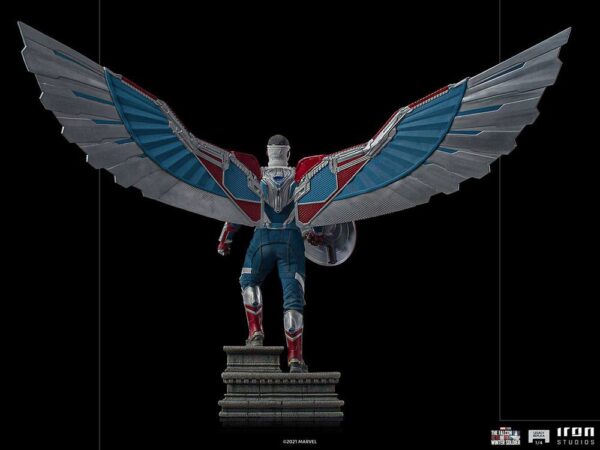 Estatua Legacy Replica Sam Wilson Complete