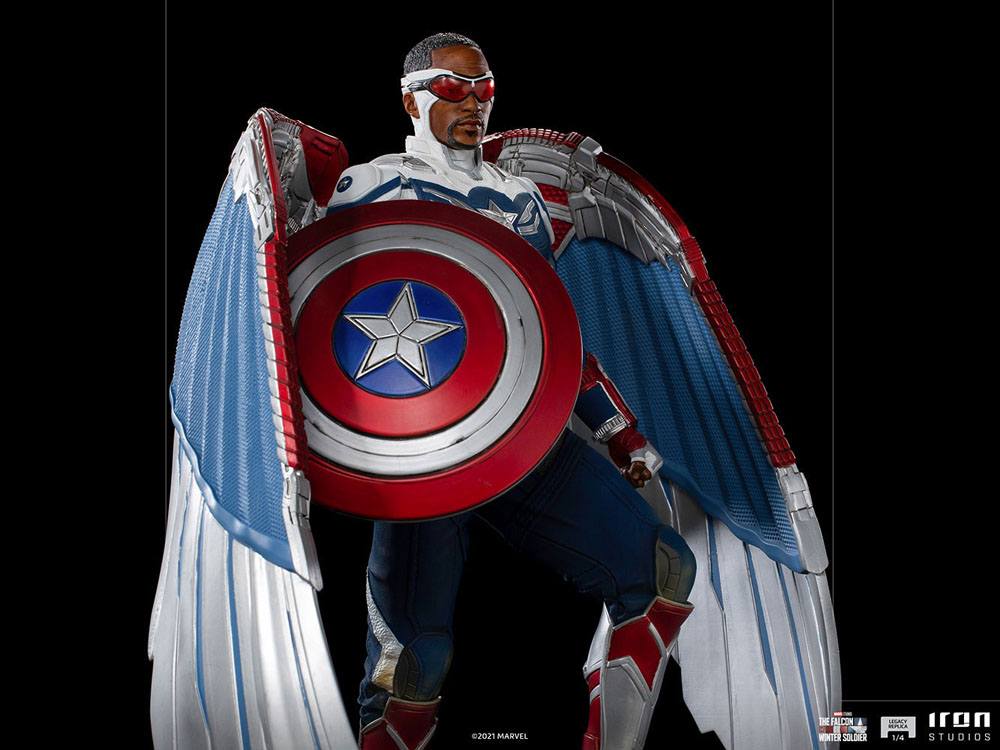 Estatua Legacy Replica Sam Wilson Complete