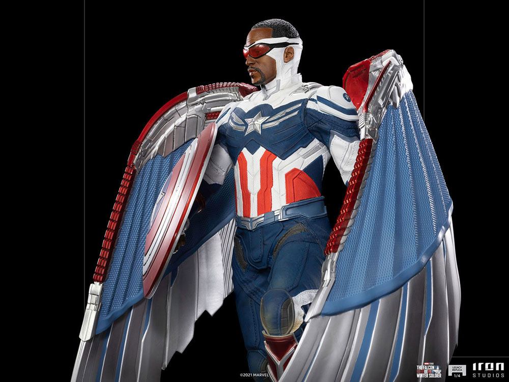 Estatua Legacy Replica Sam Wilson Complete