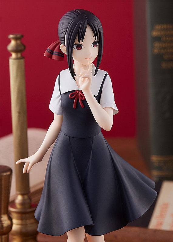 Descubre el apasionante mundo de Figura Pop Up Parade Kaguya Shinomiya.