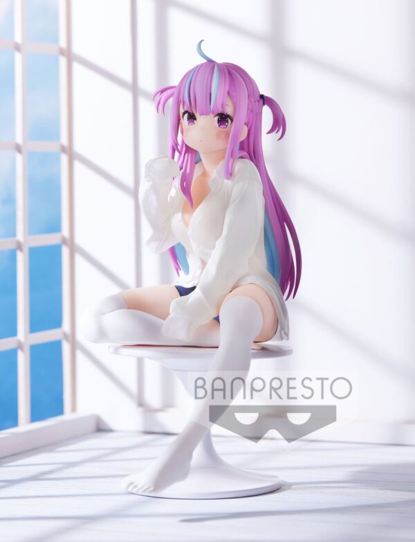 Descubre el apasionante mundo de Estatua Relax Time Minato Aqua.