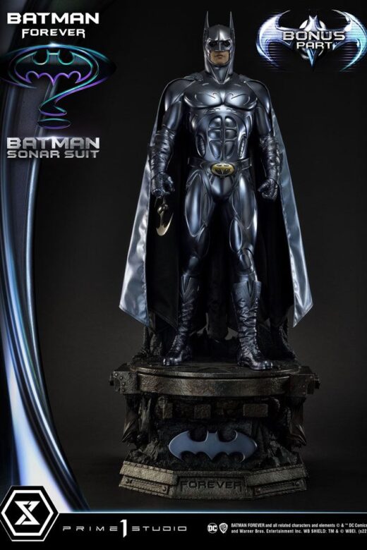 Descubre el apasionante mundo de Estatua Batman Sonar Suit Bonus.