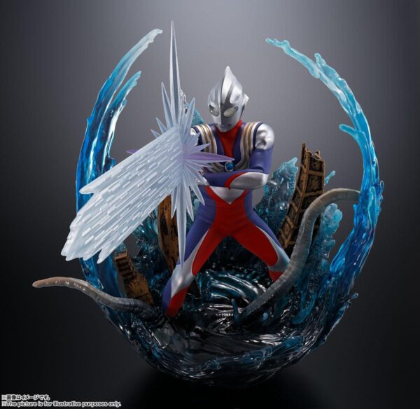 Estatua Ultraman Tiga Multi Type