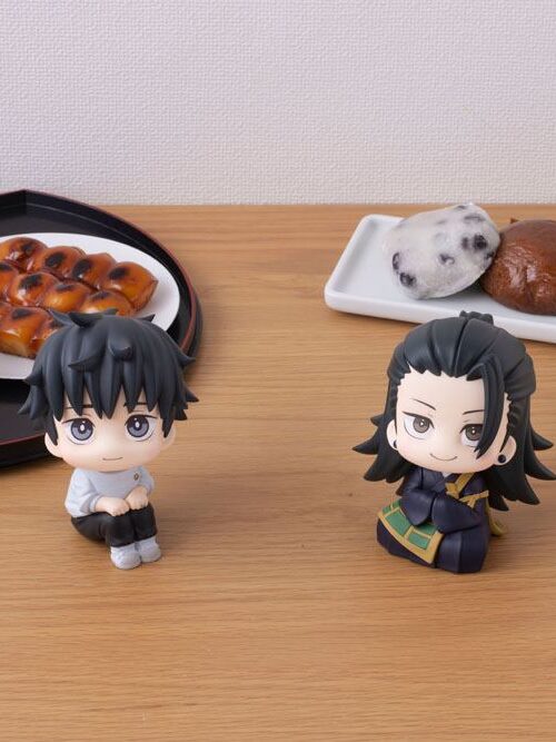 Descubre el apasionante mundo de Estatuas Okkotsu Yuta y Getou Suguru.