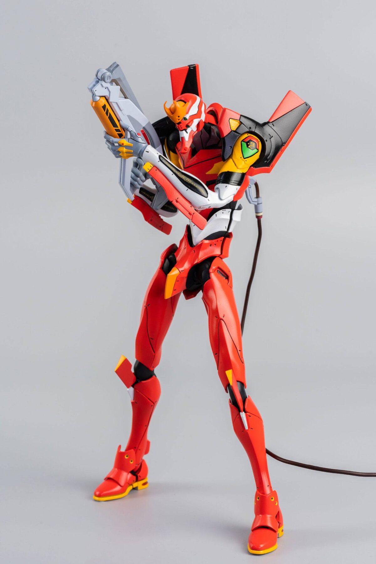 Descubre el apasionante mundo de Figura Robo-Dou Evangelion Model-02.