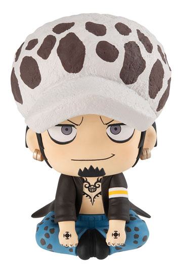 Descubre el apasionante mundo de Estatua Look Up Trafalgar Law.