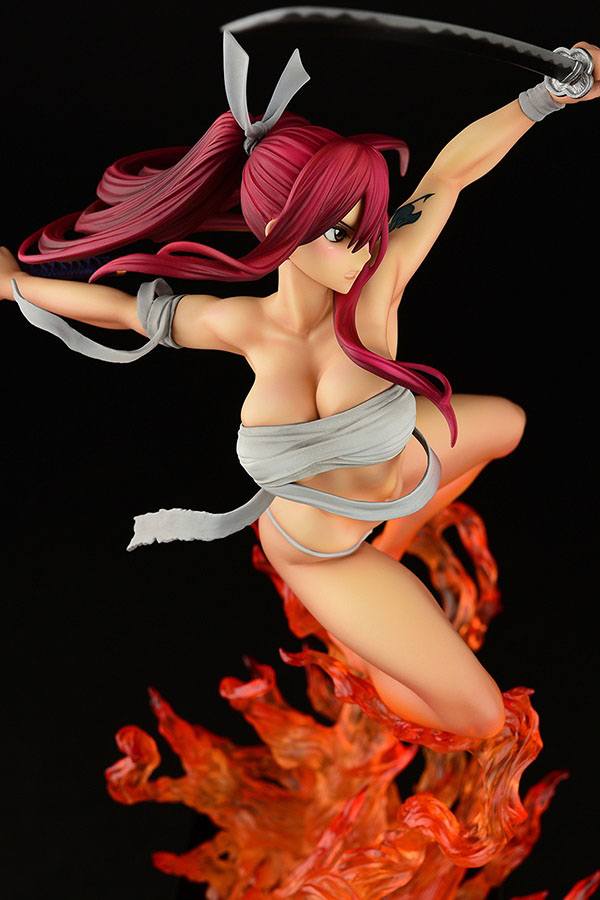 Estatua Erza Scarlet Samurai Kurenai