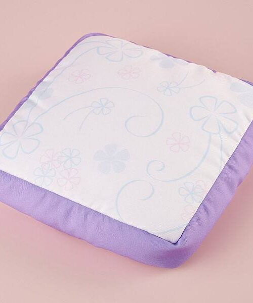 Descubre el apasionante mundo de Estatua Rem Birthday Purple Lingerie.