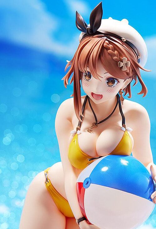 Estatua Ryza Reisalin Stout Swimsuit