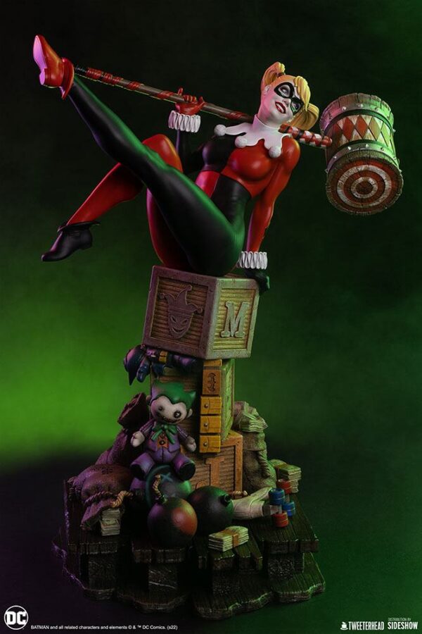 Estatua DC Comics Harley Quinn 41