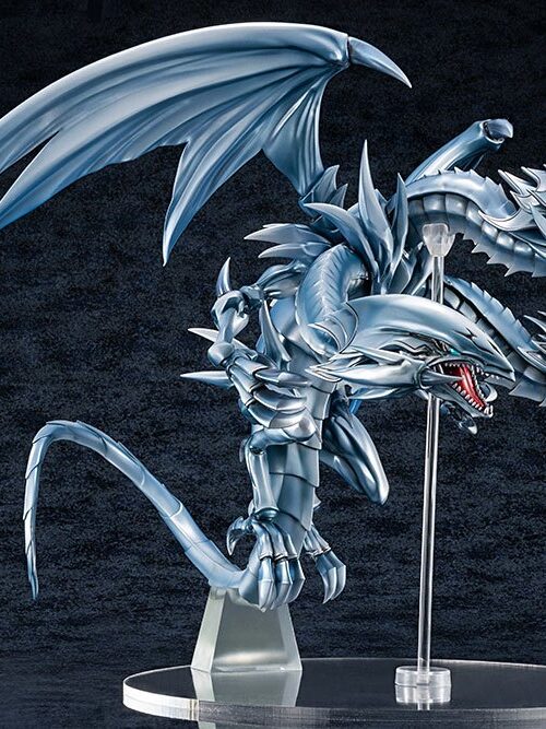 Estatua Blue-Eyes Ultimate Dragon